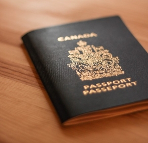 加拿大护照翻译